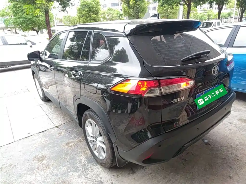 Corolla Cross 2.0 L Pioneer