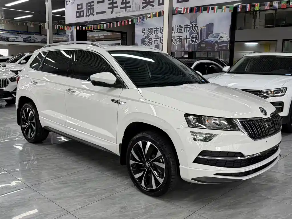 Karoq TSI280 Luxury Enjoyment