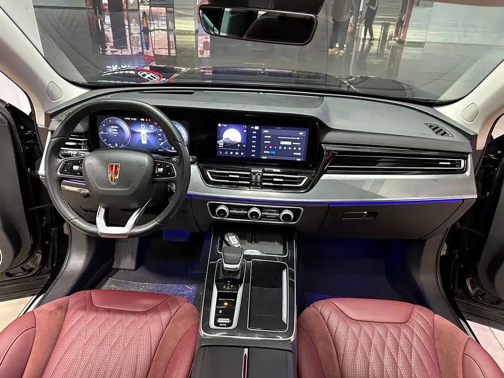 Hongqi HS5 2.0 T Flagship Enjoyment Pro