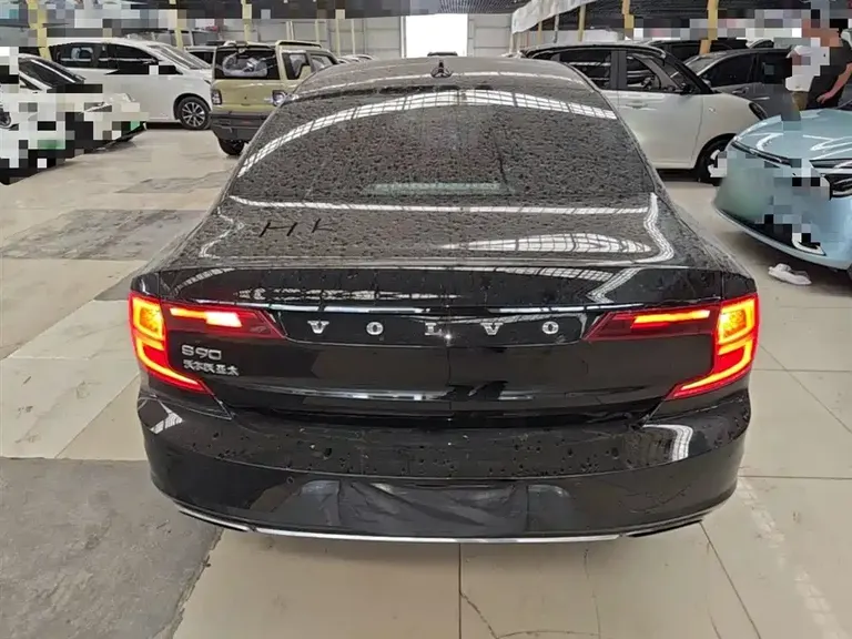 Volvo S90 T4 Smart Vision