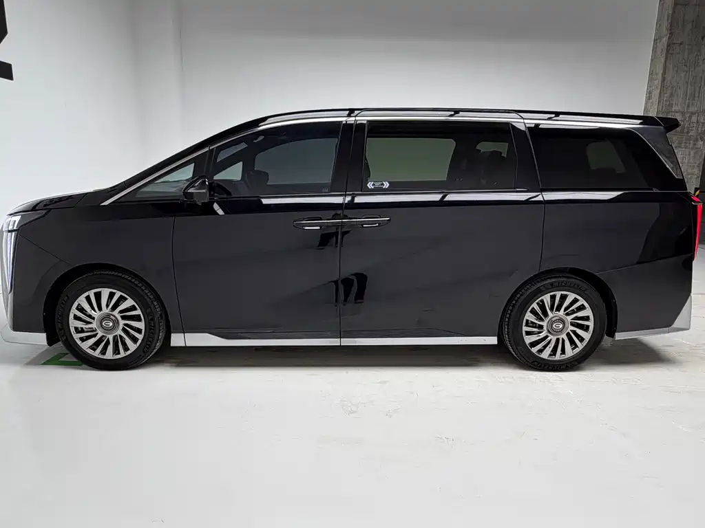 GAC Trumpchi M8 Grandmaster Series 400 T Supreme