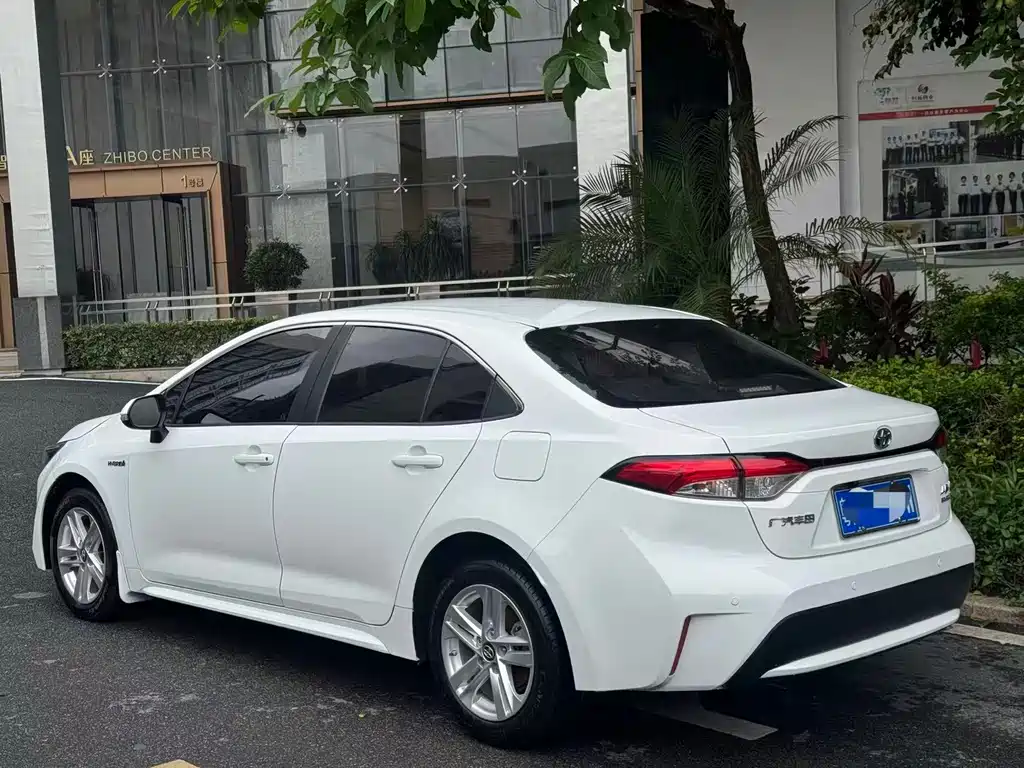 Levin Dual Engine 1.8 H E-CVT Progressive