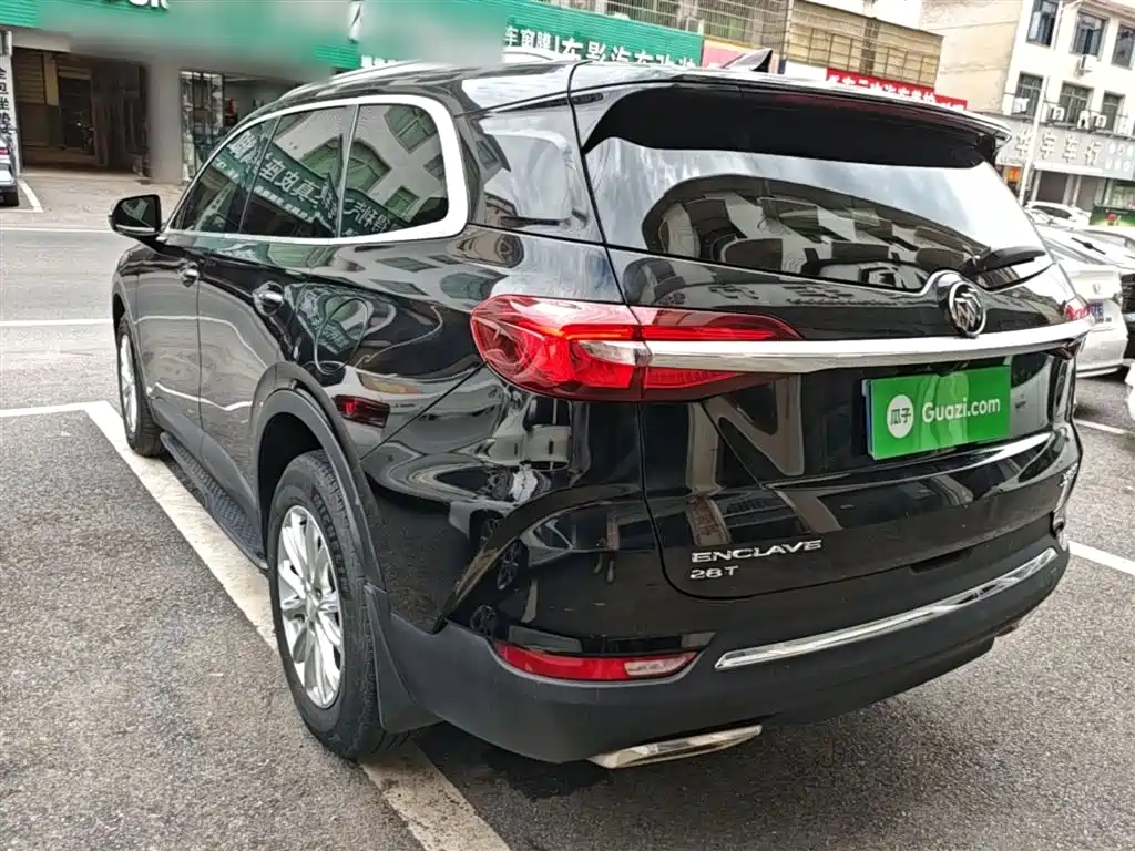 Enclave 28 T 2 WD Luxury