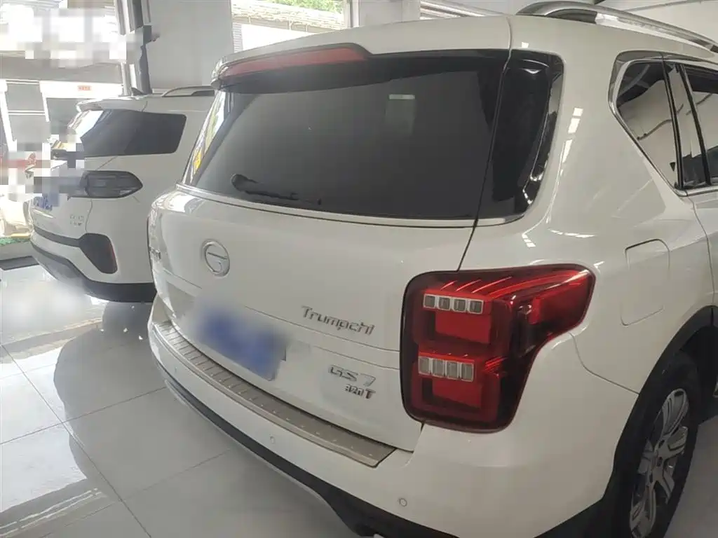 GAC Trumpchi GS7 320 T 2 WD Luxury Connected