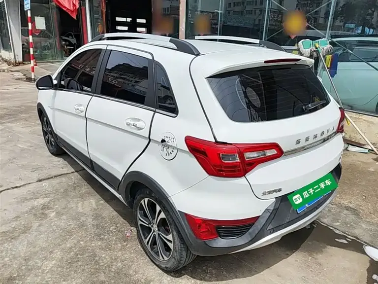 Baic Senova X25 1.5 L Auto Elite Navigation