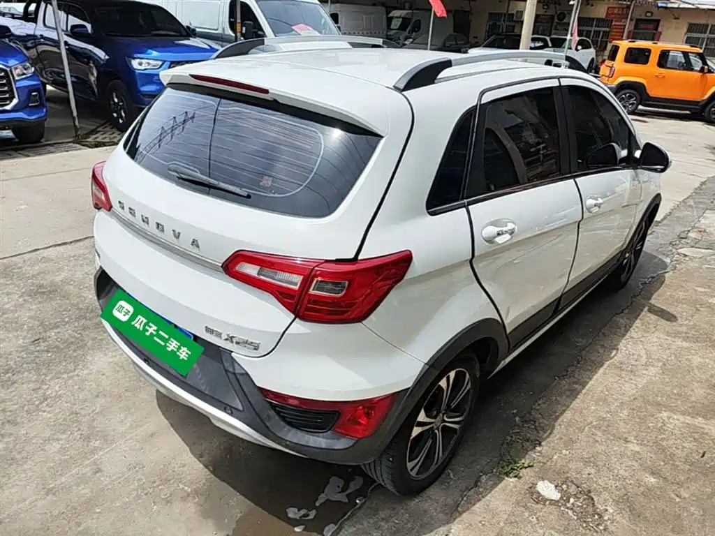 Senova X25 1.5 L Auto Elite Navigation