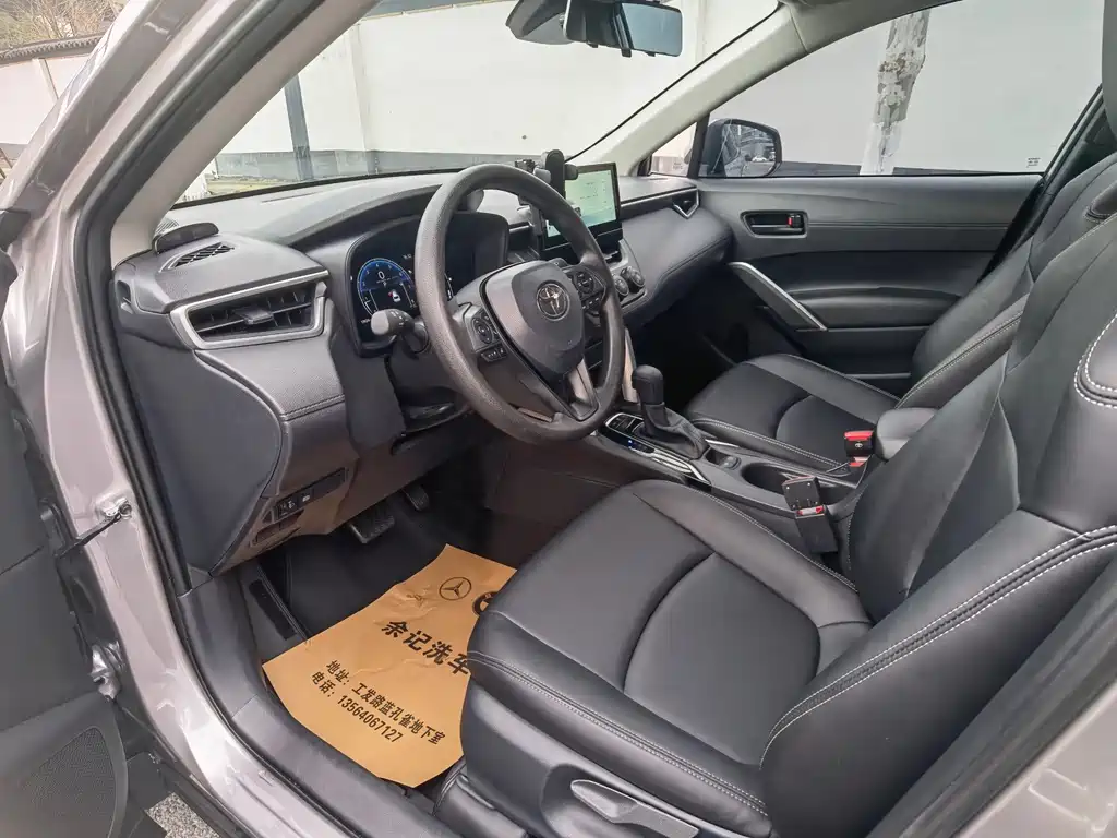 Corolla Cross 2.0 L Pioneer