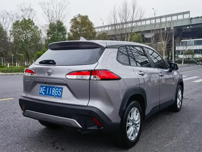 Toyota Corolla Cross 2.0 L Pioneer