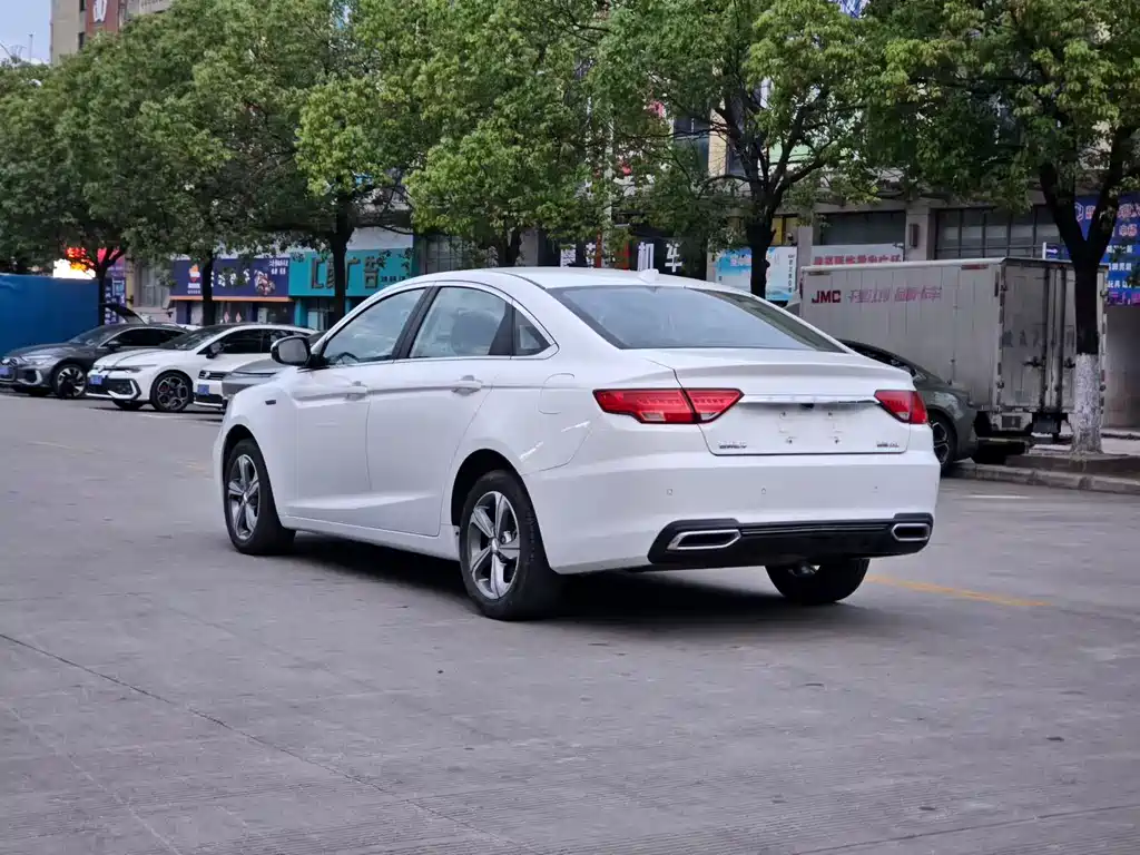 Emgrand GL 1.4 T CVT Elite Smart Enjoyment