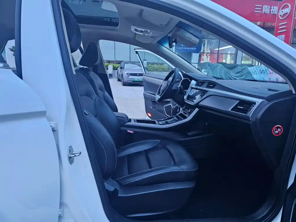 Emgrand GL 1.4 T CVT Elite Smart Enjoyment