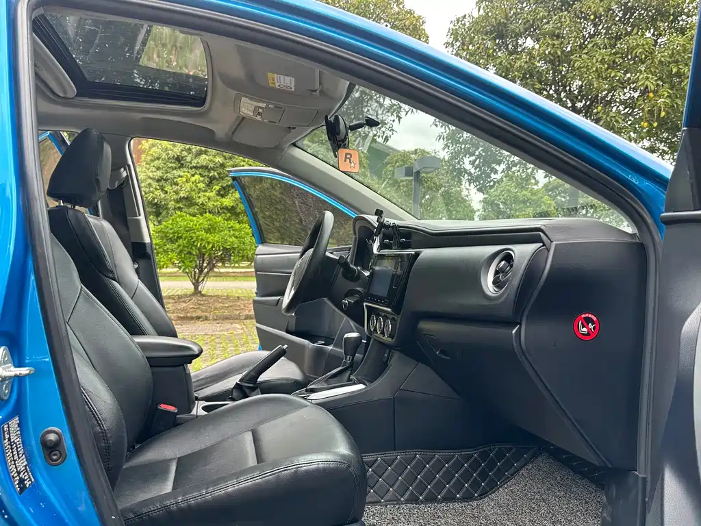 Levin Facelift 185 T CVT Elite CN-V