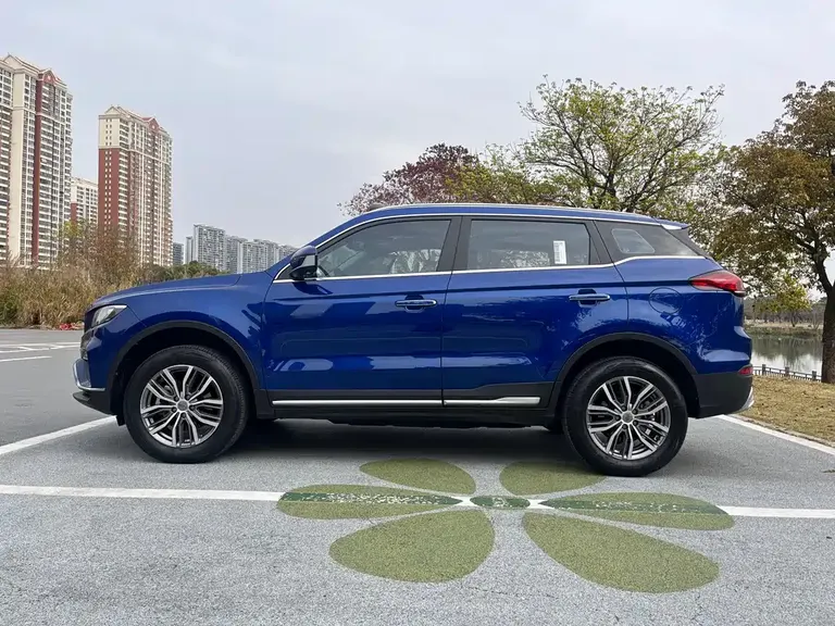 Geely Boyue 1.5 TD Auto Connected PRO
