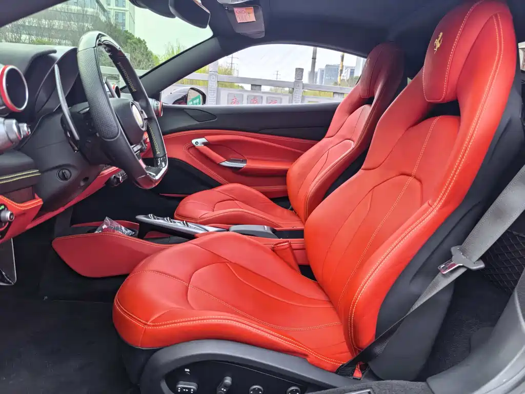 Ferrari F8 Tributo 3.9 T V8