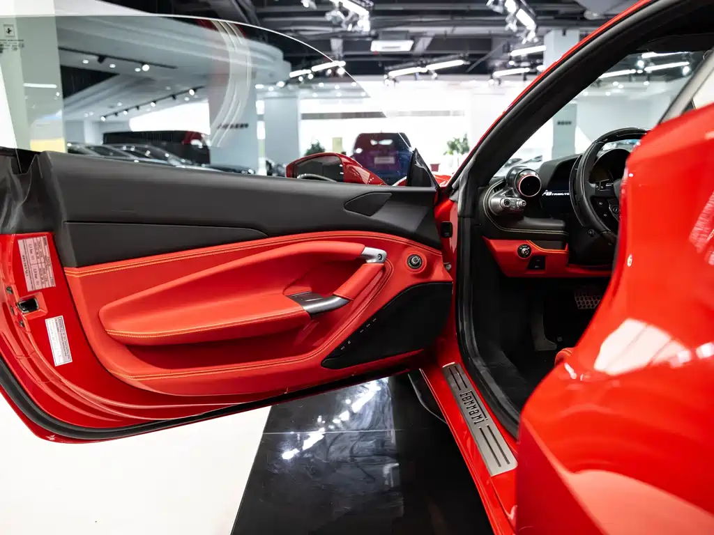 Ferrari F8 Tributo 3.9 T V8