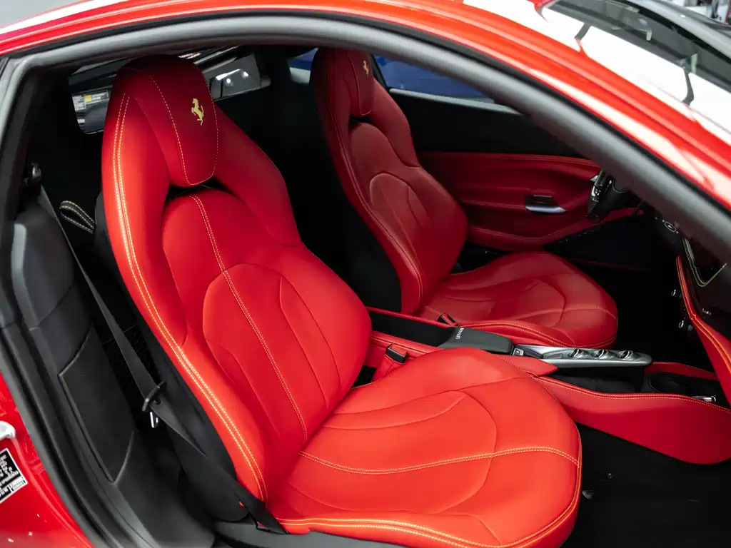 Ferrari F8 Tributo 3.9 T V8