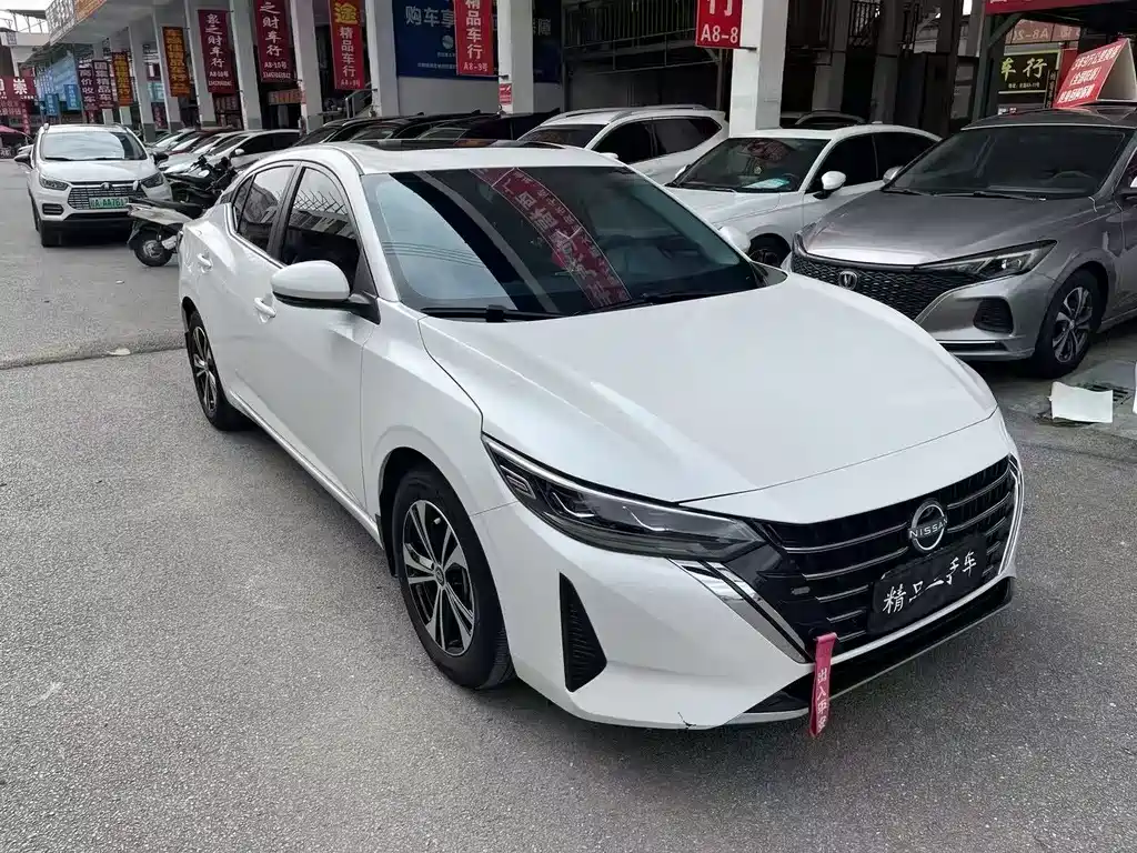 Sylphy 1.6 L CVT Joy
