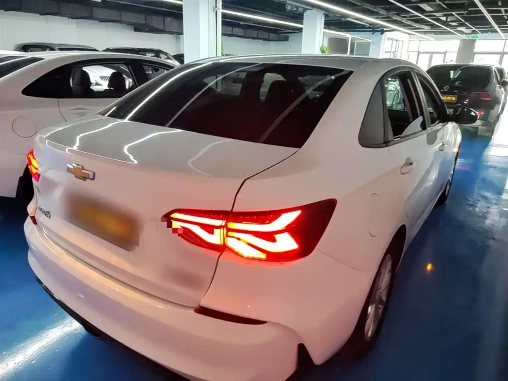 Monza 1.5 L DCT Pleasure