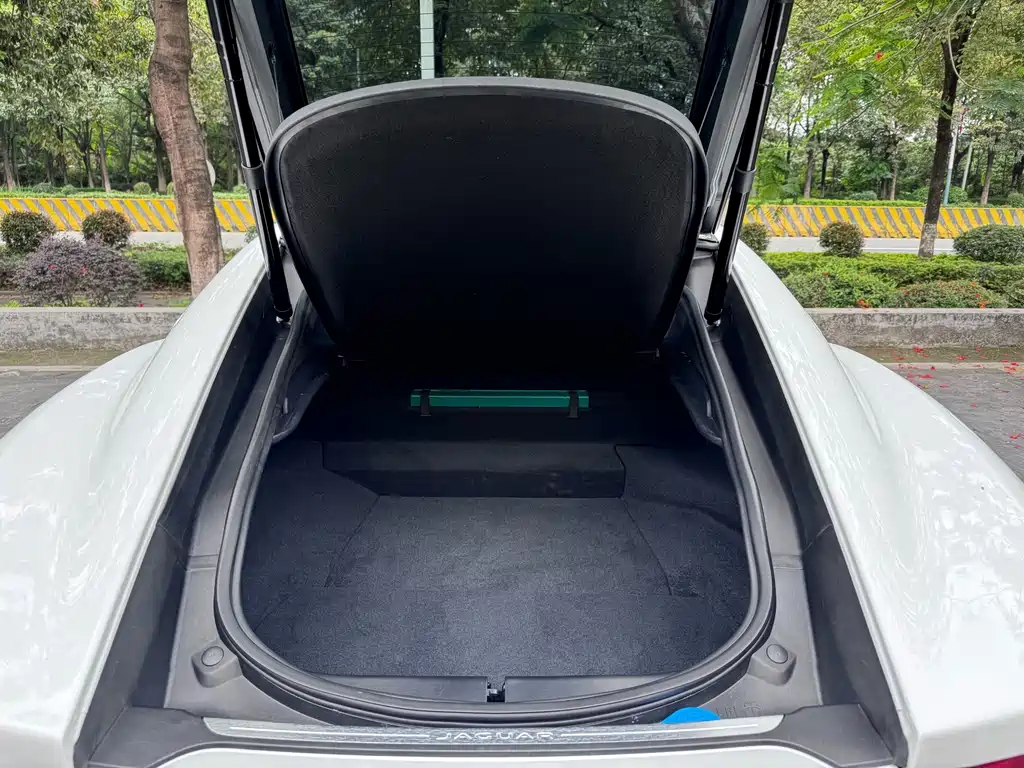 Jaguar F-TYPE 3.0 SC Hardtop