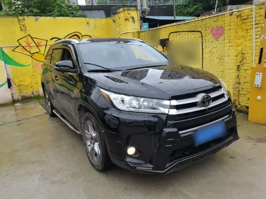 Highlander 2.0 T 4 WD Luxury 7-seat