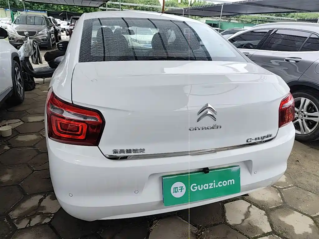 Elysee 爱丽舍 2018款 1.6 L 自动舒适型