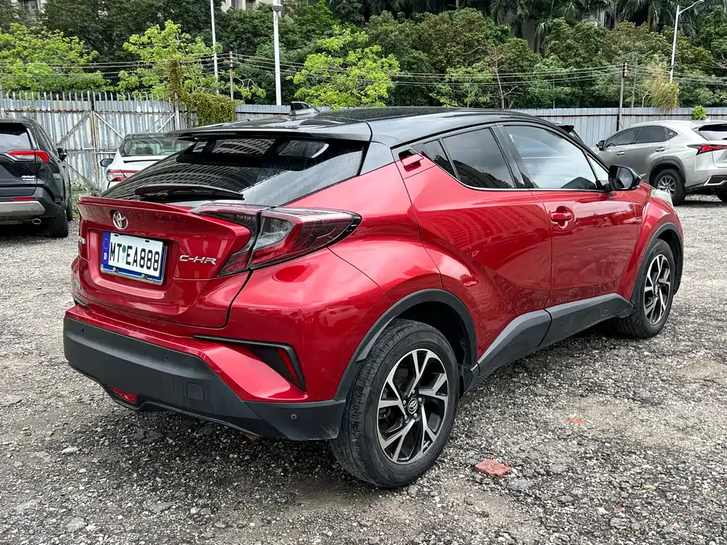 Toyota C-HR 丰田C-HR 2018款 2.0 L 豪华天窗版 国V