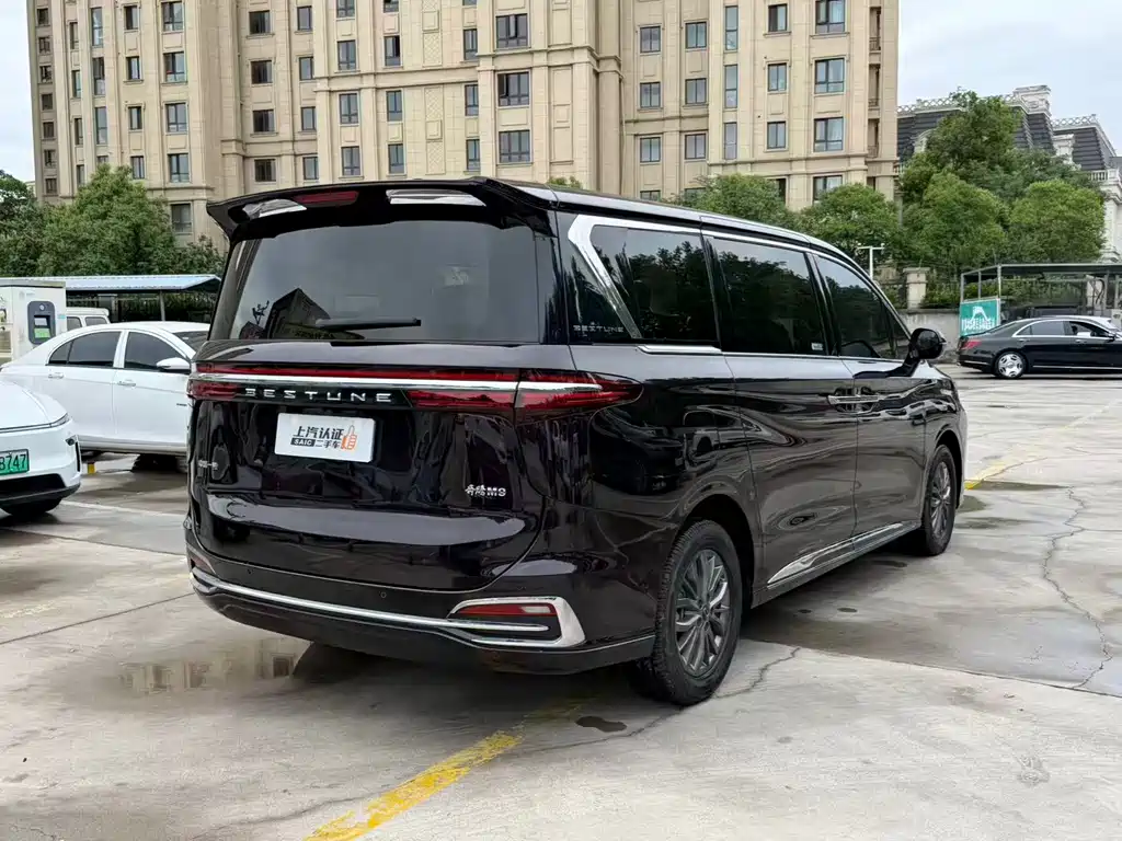 Besturn M9 2.0 T Supreme