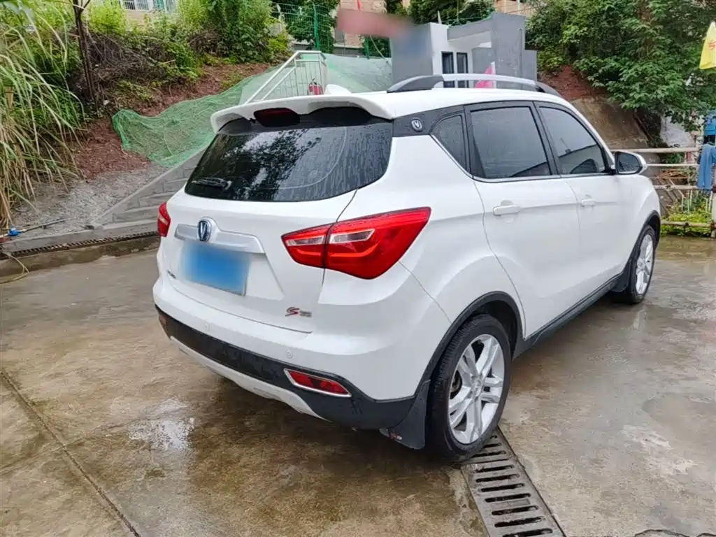 Changan CS35 1.6 L Auto Luxury