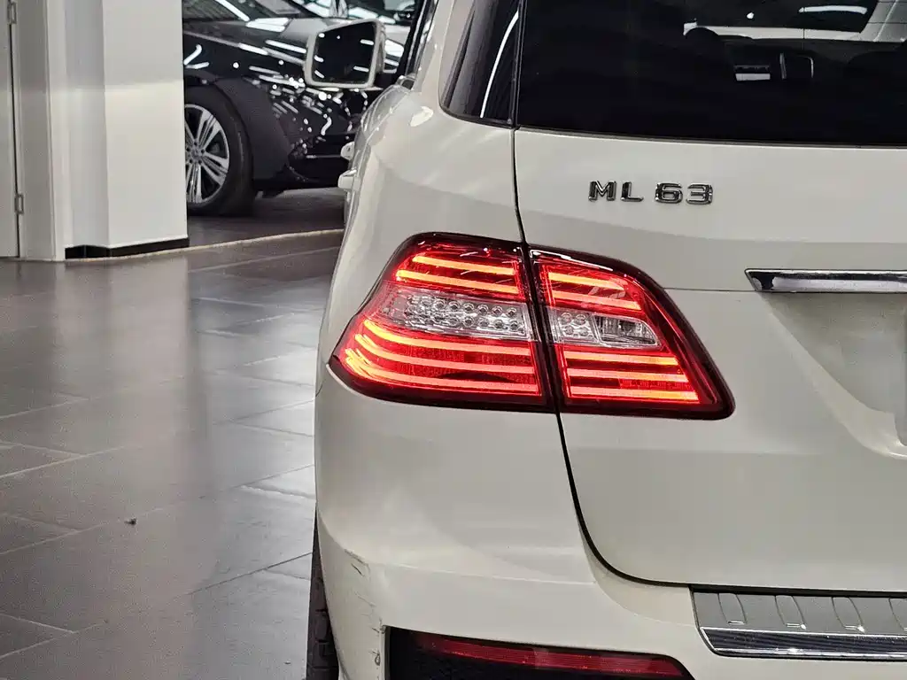 Mercedes-Benz M-Class AMG AMG ML 63
