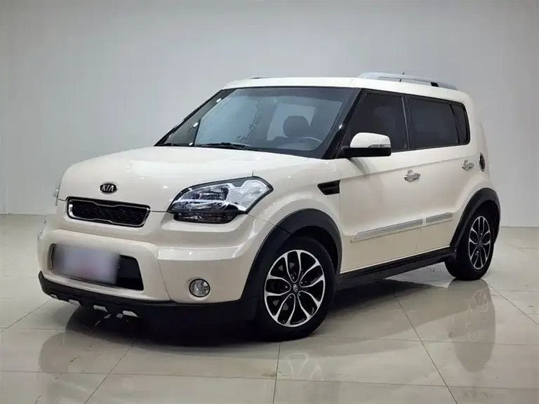 Kia Soul 1.6 L AT Premium