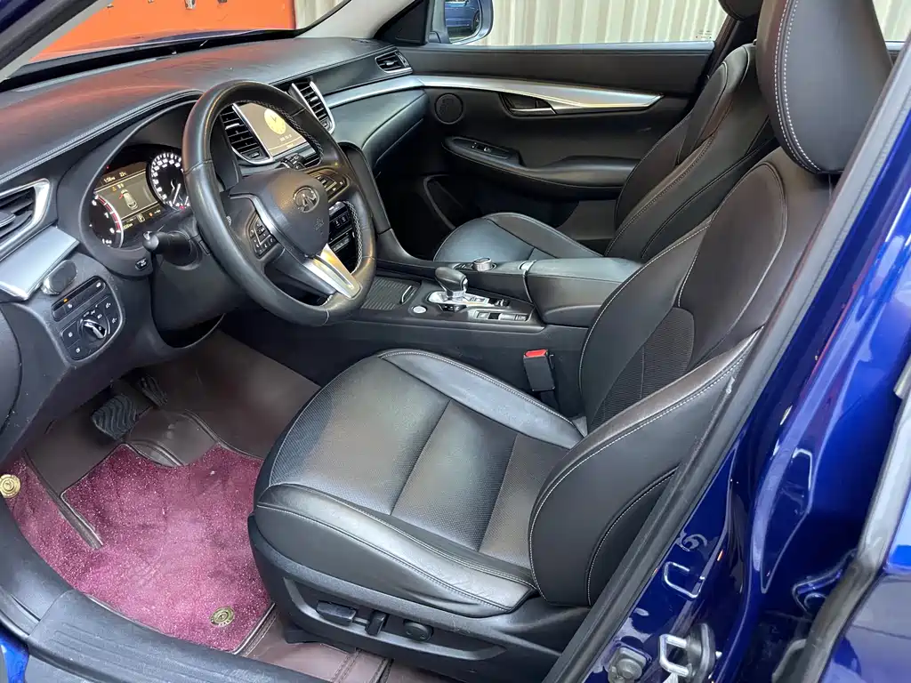 Infiniti QX50 2.0 T 2 WD Fashion