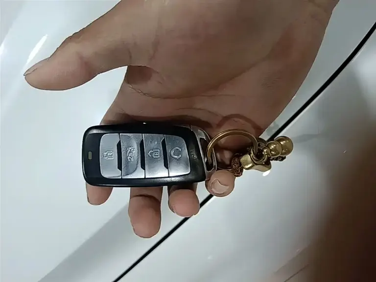 Changan CS85 Coupe 1.5 T DCT Luxury