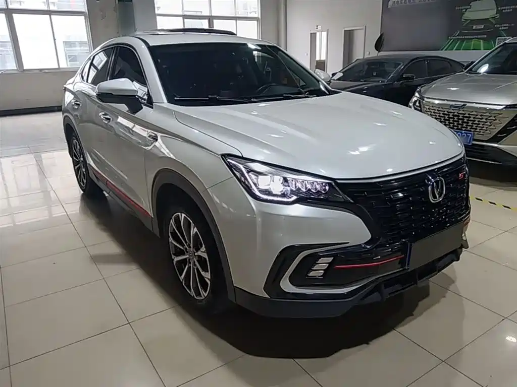 Changan CS85 Coupe 1.5 T DCT Luxury