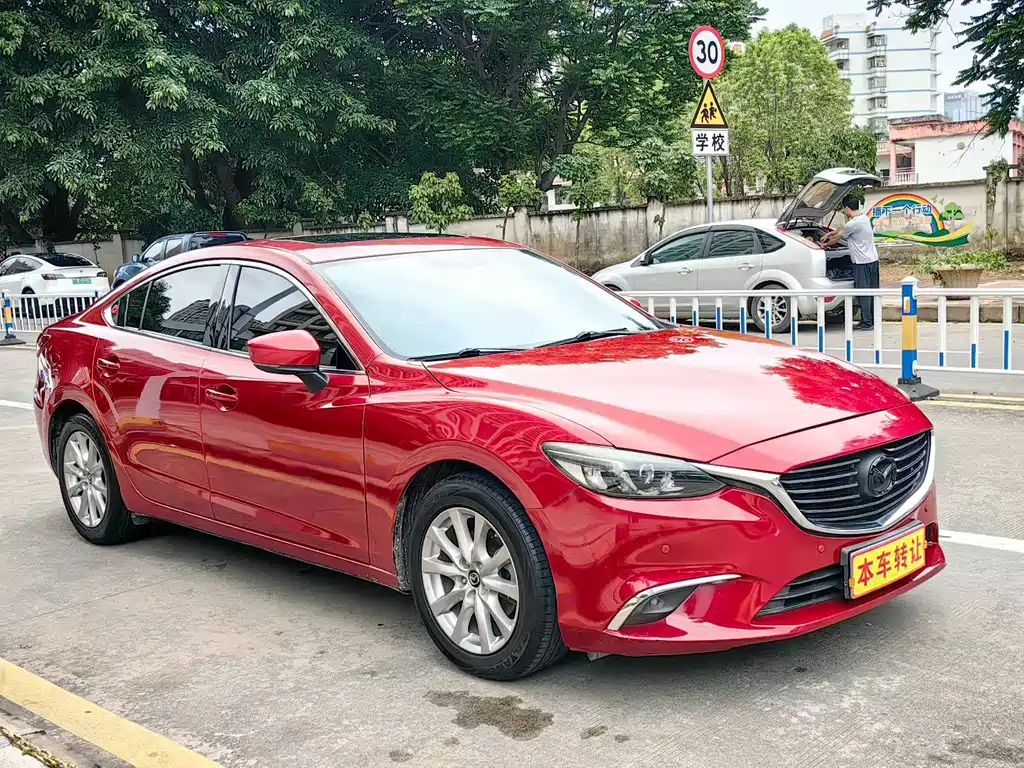 Atenza 2.0 L Blue Sky Luxury CN-V