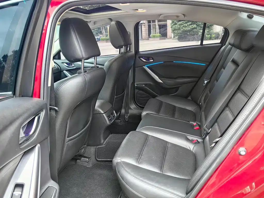 Atenza 2.0 L Blue Sky Luxury CN-V