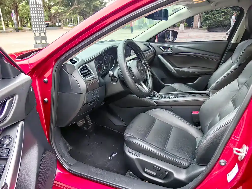 Atenza 2.0 L Blue Sky Luxury CN-V