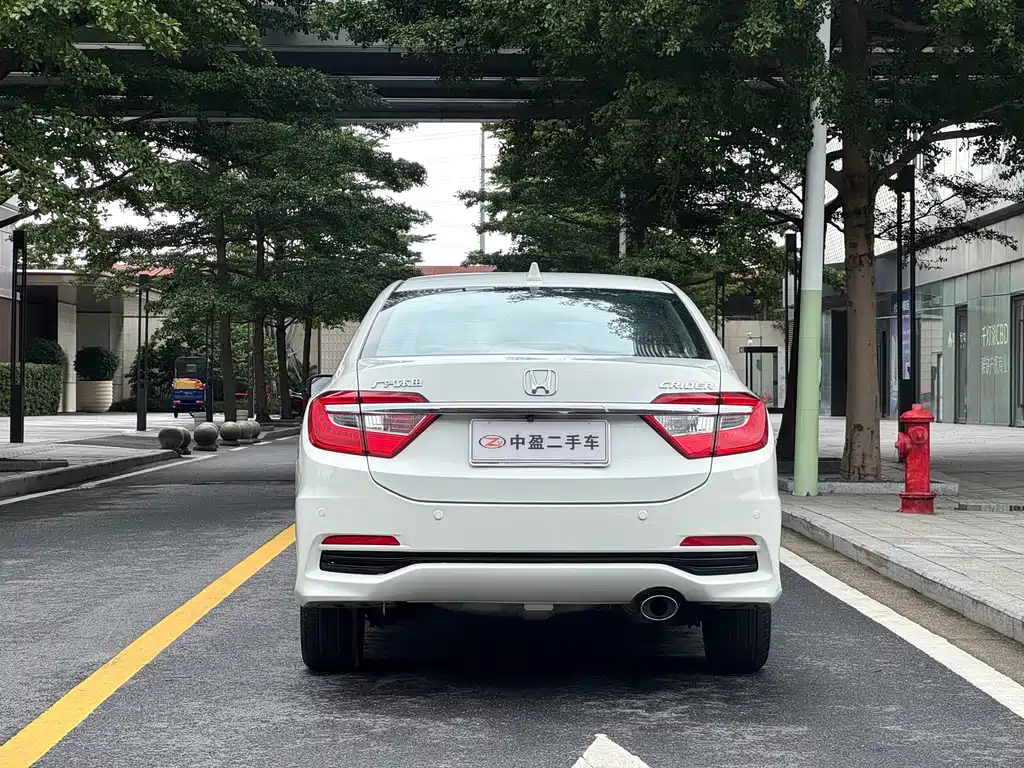 Crider 1.8 L Auto Limited