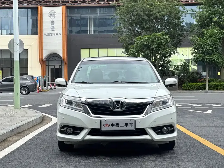 Honda Crider 1.8 L Auto Limited