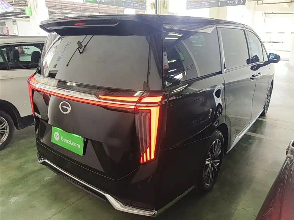GAC Trumpchi M8 Master Series 400 T Distinguished