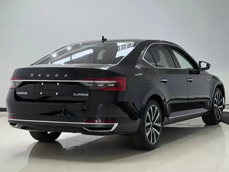 Skoda Superb TSI280 DSG Premium