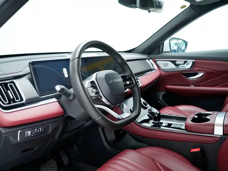 Jetour X70 PLUS 1.5 T Flagship 5-seat