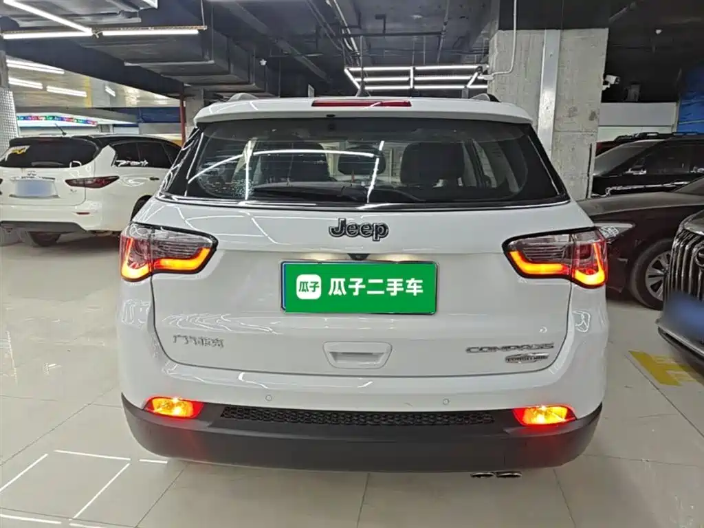 Compass 200 T Auto Home Enjoyment
