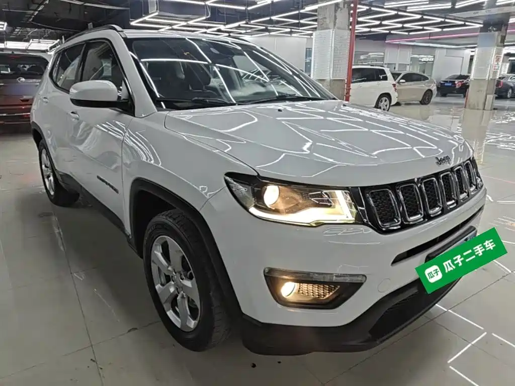 Compass 200 T Auto Home Enjoyment