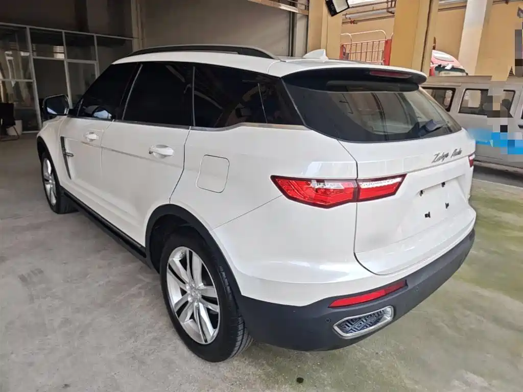 Zotye T700 1.8 T DCT Distinguished