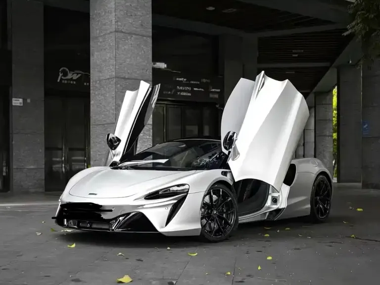McLaren Artura 3.0 T Hybrid Standard