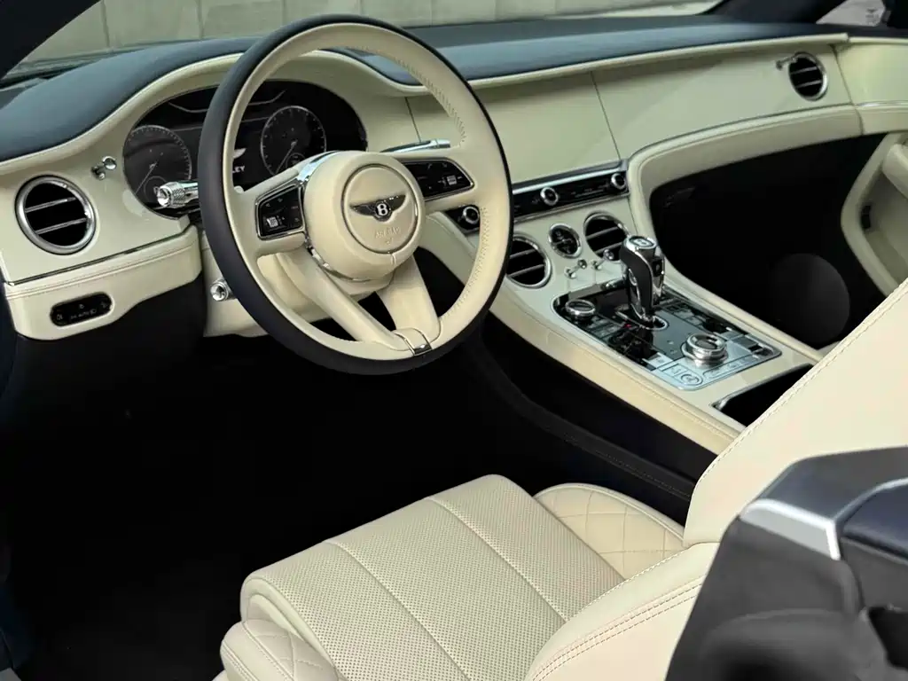 Continental GT 4.0 T GT V8