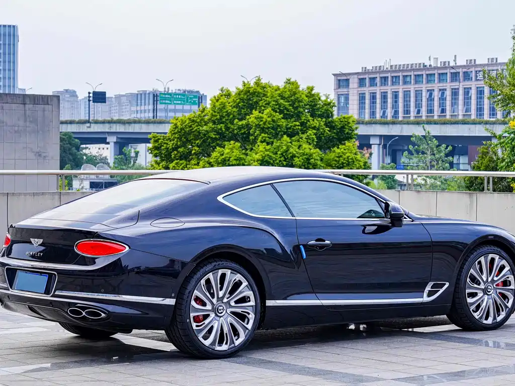 Continental GT 4.0 T GT V8