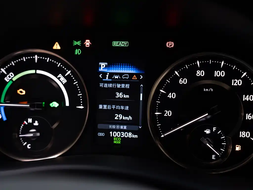 Lexus LM 300 h 7-seat Elegant