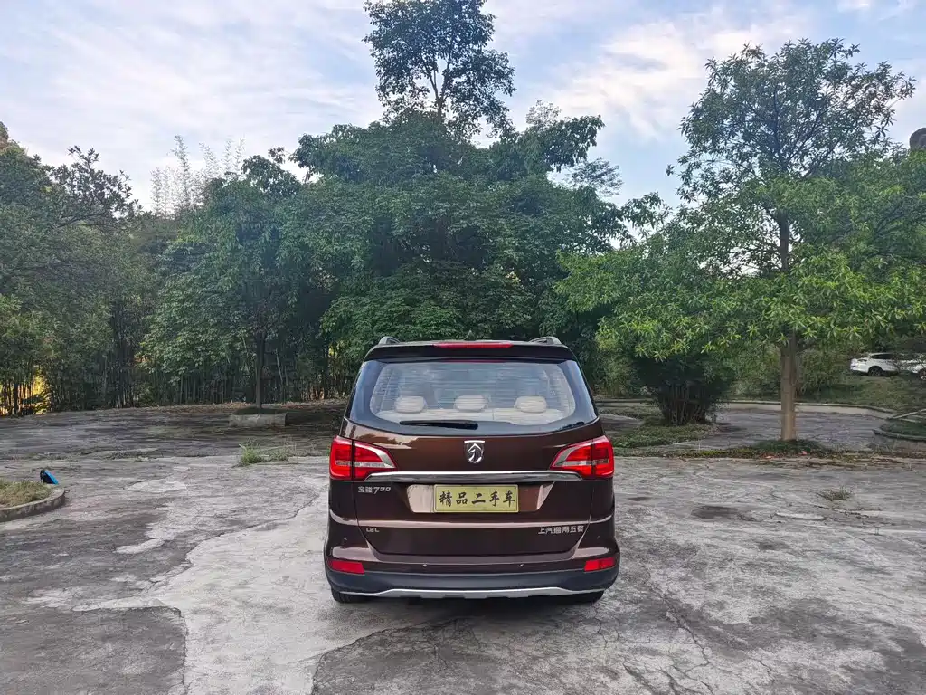 Baojun 730 1.8 L Manual Luxury 7-seat