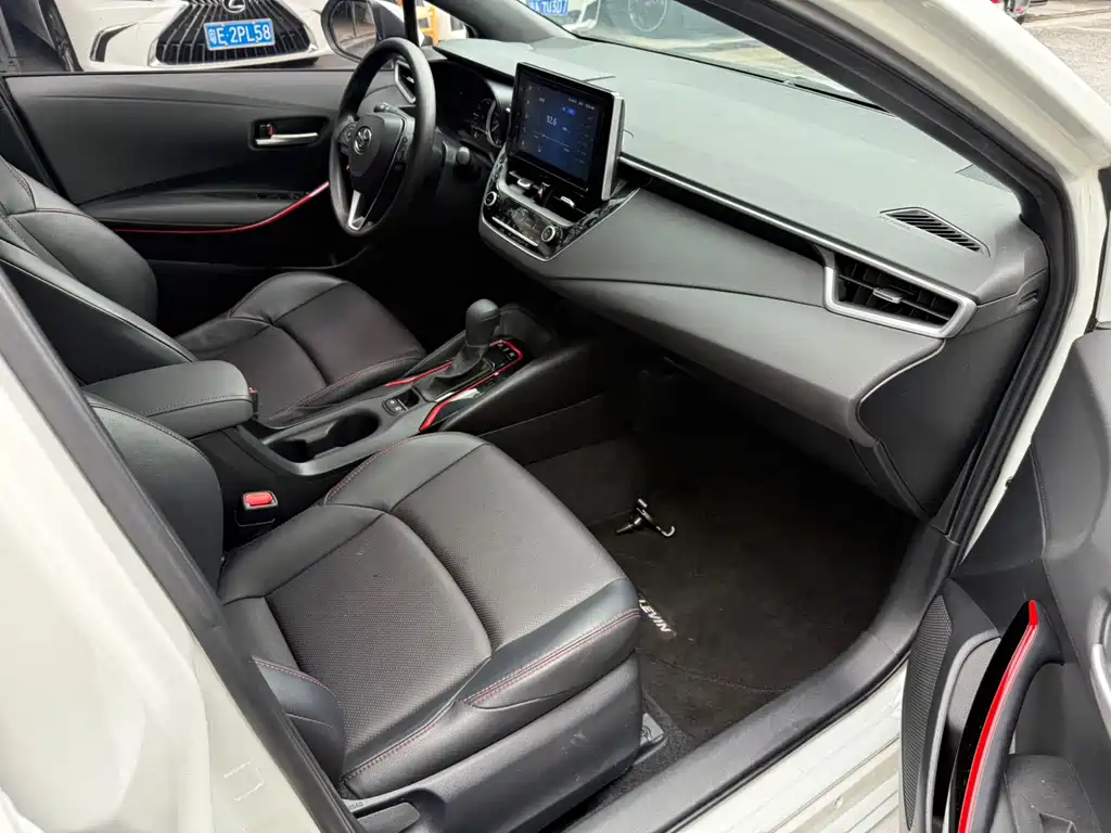 Levin Dual Engine 1.8 H E-CVT Sport