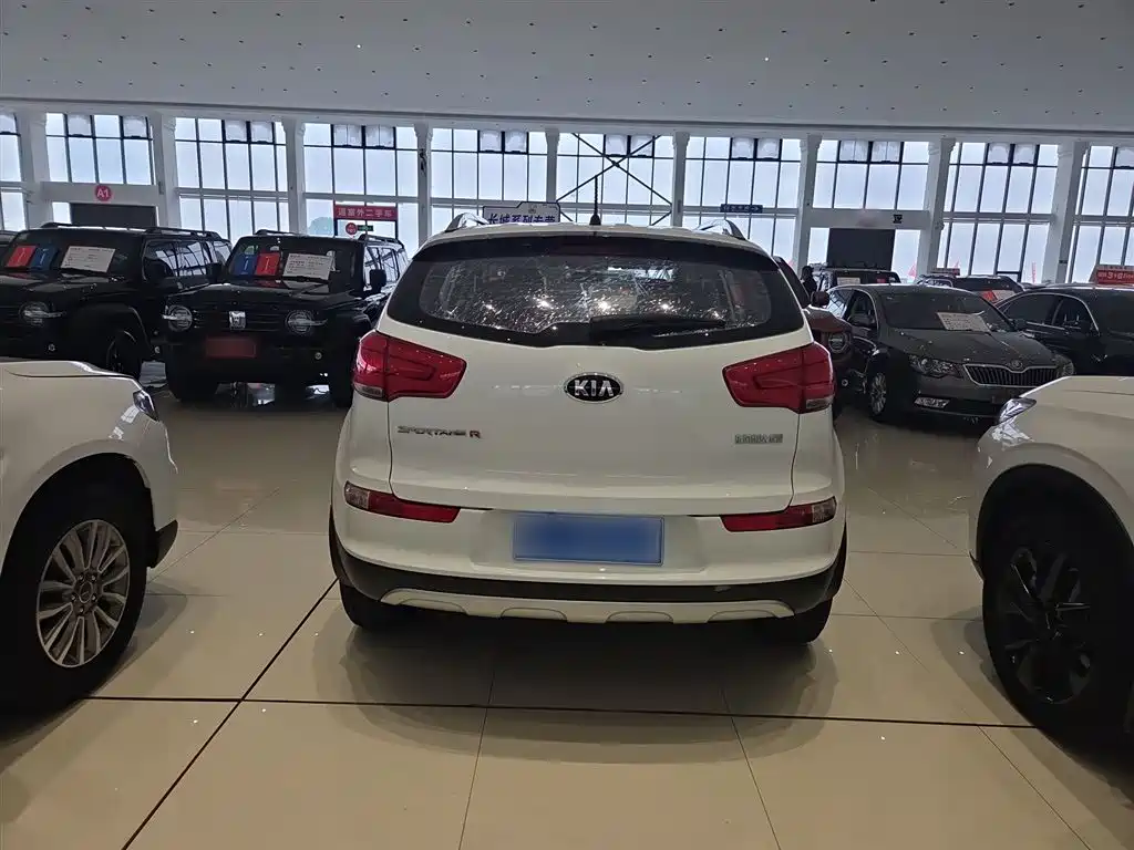 Sportage 2.0 L Manual 2 WD GL